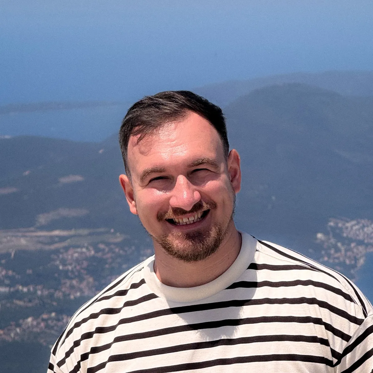 Anton Penkov, AI Data Operations · iOS Developer
